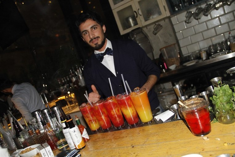 BistroBar Live Hamra on Saturday Night